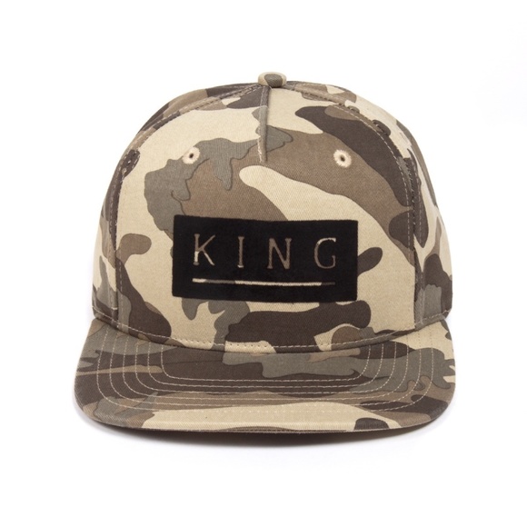 King Apparel Manor Camo Snapback Hat - Picture 1 of 6
